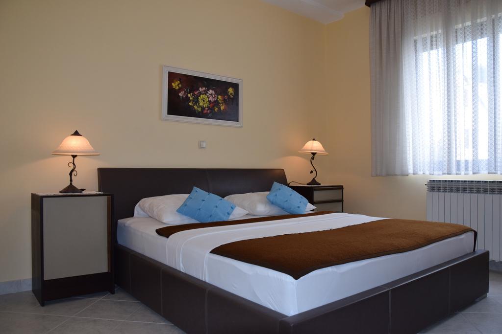 Apartament Crobeg