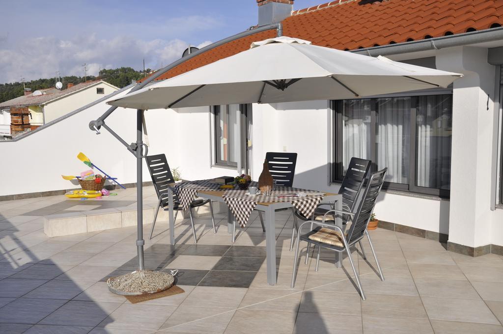 Crobeg Apartament *