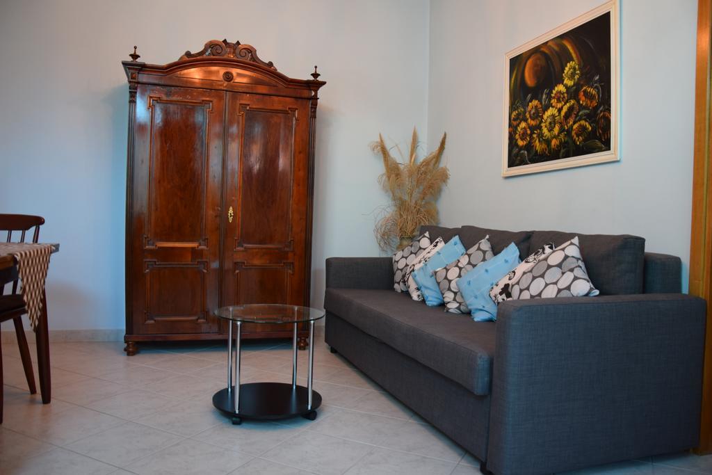 Apartament Crobeg *