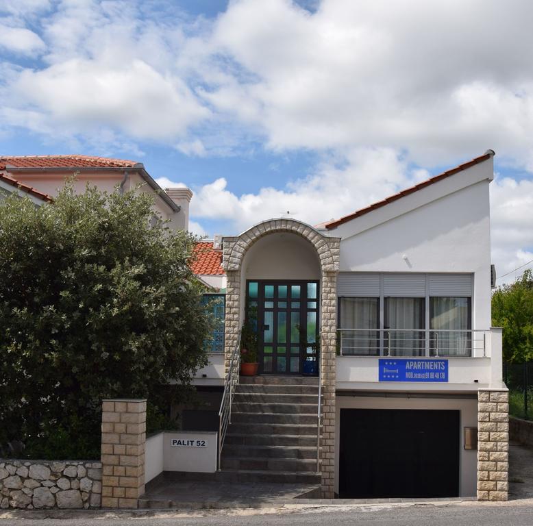 Crobeg Apartman *